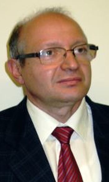 Prof. Dr. Csámpai Antal